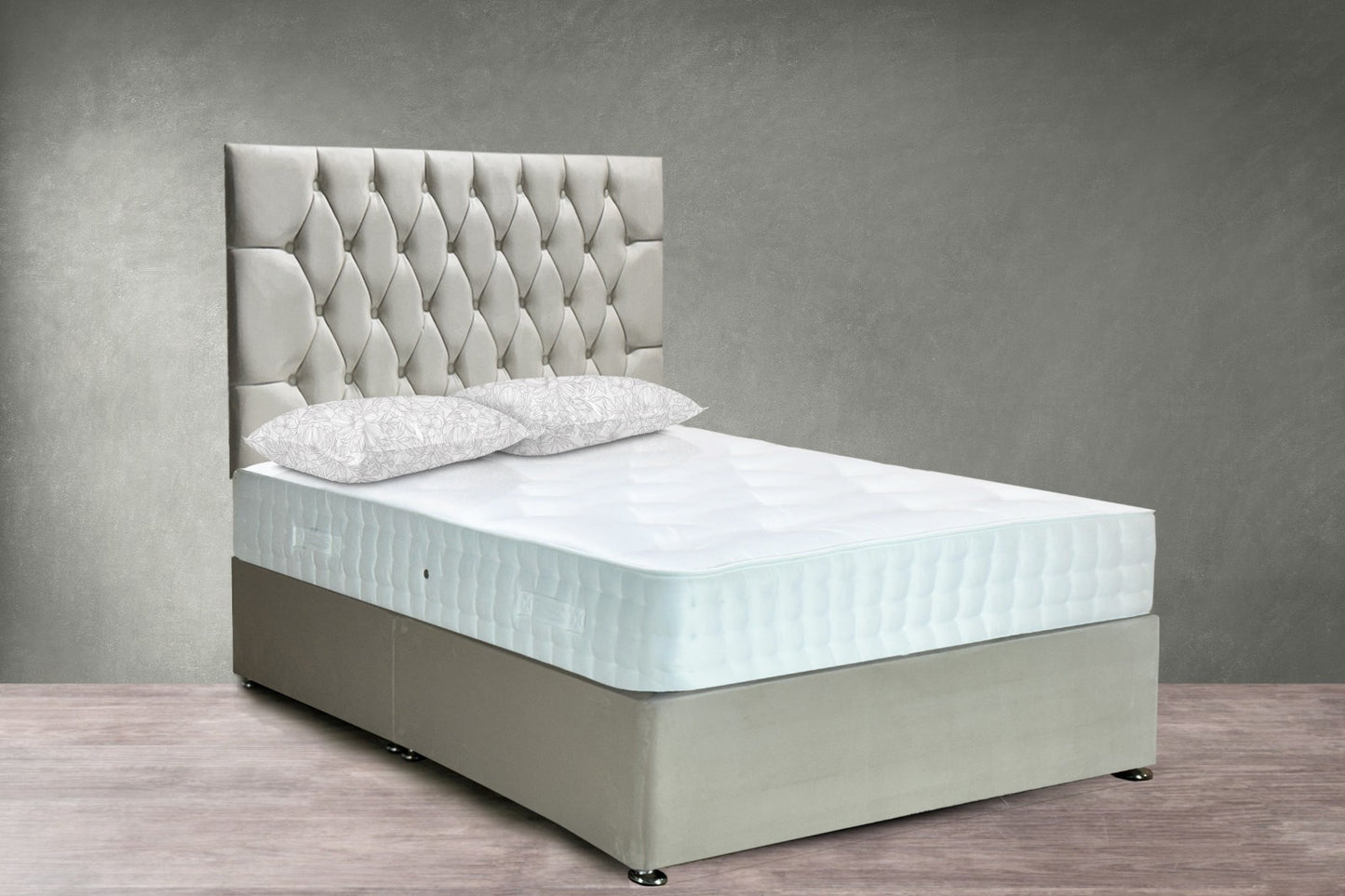 Sovrana Divan Bed